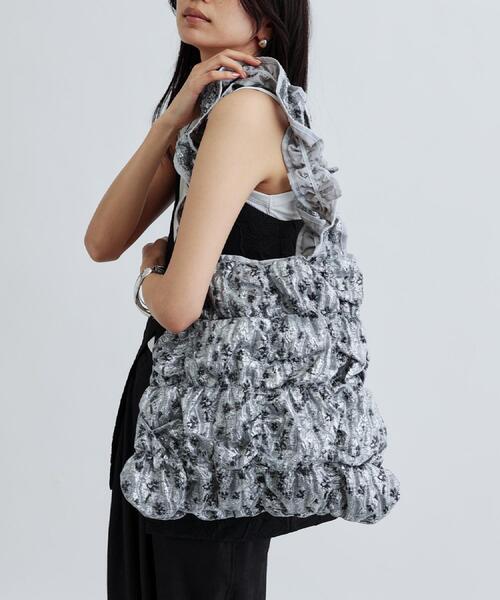 GALLEST(ギャレスト)の「スクエアギャザートート(トートバッグ・レディース・シルバー/ブラック・00)」の3枚目の写真