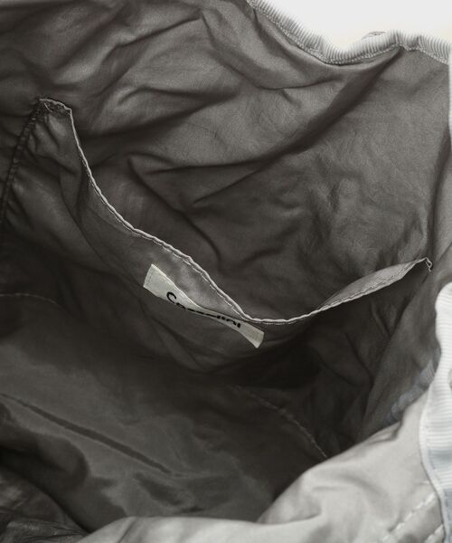 GALLEST(ギャレスト)の「スクエアギャザートート(トートバッグ・レディース・シルバー/ブラック・00)」の13枚目の写真