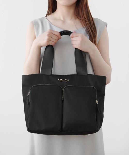 TOCCA(トッカ)の「VIA METRO NYLON BAG ナイロンバッグ(トートバッグ・レディース・ライトグレー系/ブラック系/ネイビー系・F)」の12枚目の写真
