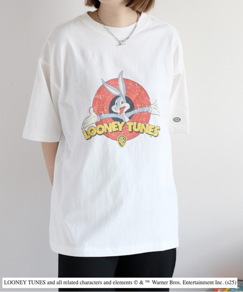 DISCUS ATHLETIC(ディスカス アスレチック)の「【DISCUS ATHLETIC】 キャラクタープリントTee ルーニー・テューンズ&グレムリン(Tシャツ/カットソー・レディース・ホワイト系1/ホワイト系2/ブラック系1/ブラック系2・M)」の5枚目の写真