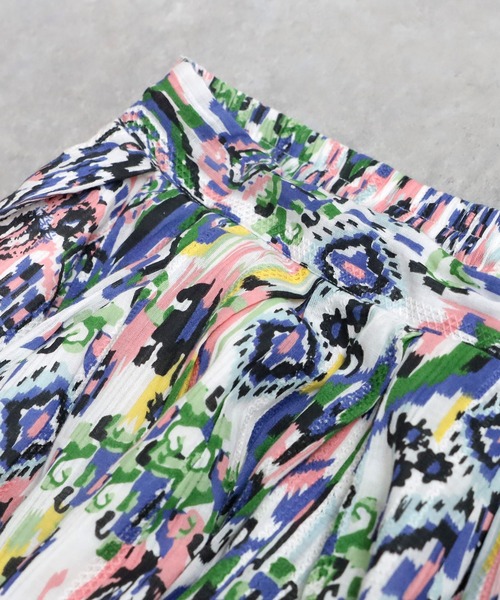antiqua(アンティカ)の「総柄タックワイドパンツ(その他パンツ・レディース・マルチ/グリーン系その他・ONESIZE)」の14枚目の写真