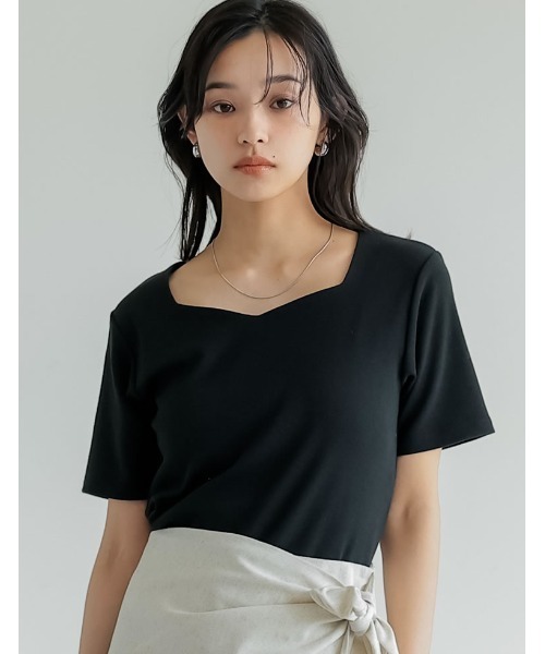Re:EDIT（リエディ）の「[接触冷感]ペンタゴンネック半袖Tシャツ（Tシャツ/カットソー・レディース・ホワイト/チャコールグレー/ブラック・MEDIUM/LARGE）」の20枚目の写真