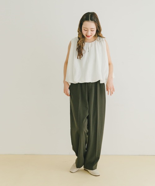 ITEMS URBANRESEARCH（アイテムズ アーバンリサーチ）の「バルーンスリーブノースリブラウス（シャツ/ブラウス・レディース・ホワイト系その他/オフホワイト/ブラック・FREE）」の7枚目の写真