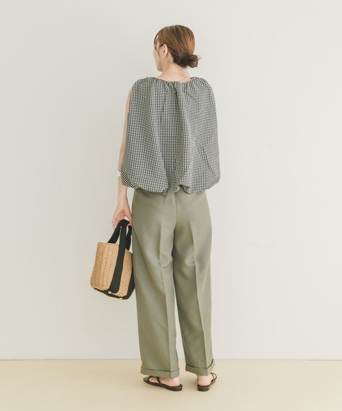 ITEMS URBANRESEARCH（アイテムズ アーバンリサーチ）の「バルーンスリーブノースリブラウス（シャツ/ブラウス・レディース・ホワイト系その他/オフホワイト/ブラック・FREE）」の12枚目の写真