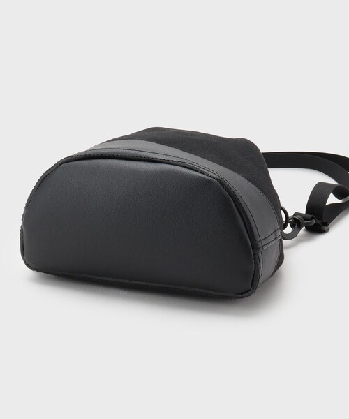 THE SHOP TK （ザ ショップ ティーケー ）の「BOUOキャンバス巾着ショルダー（ショルダーバッグ・メンズ・アイボリー/ブラック・00）」の6枚目の写真