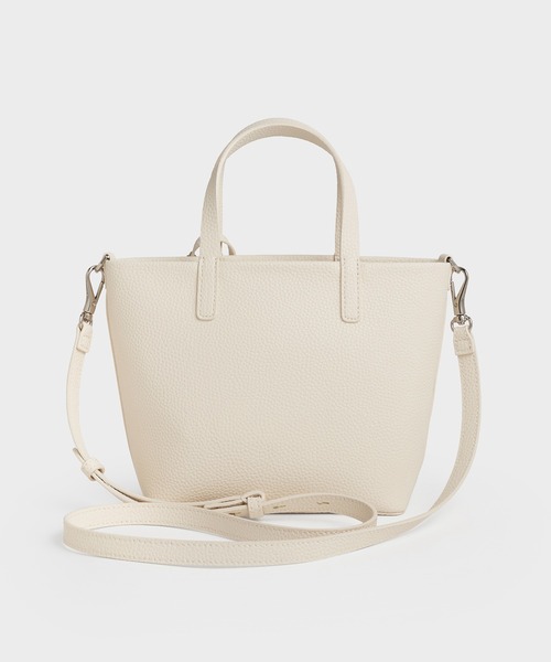 CHARLES & KEITH（チャールズ & キース）の「Beryl ミニベリルトートバッグ（トートバッグ・レディース・クリーム/ライトイエロー/スミクロ・M）」の18枚目の写真