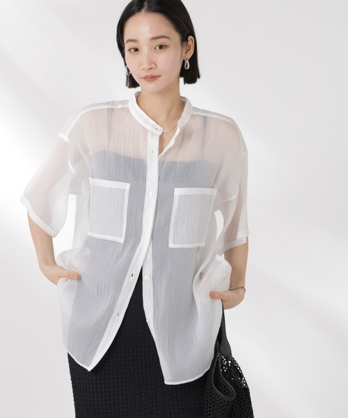 NANO universe（ナノユニバース）の「バンドカラーシアー半袖シャツ（シャツ/ブラウス・レディース・ホワイト/ネイビー/ブラウン・FREE）」の4枚目の写真