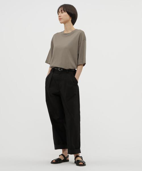 MARGARET HOWELL（マーガレットハウエル）の「SHEER COTTON JERSEY TOP（Tシャツ/カットソー・レディース・ホワイト/ブラウン系その他3・2）」の13枚目の写真