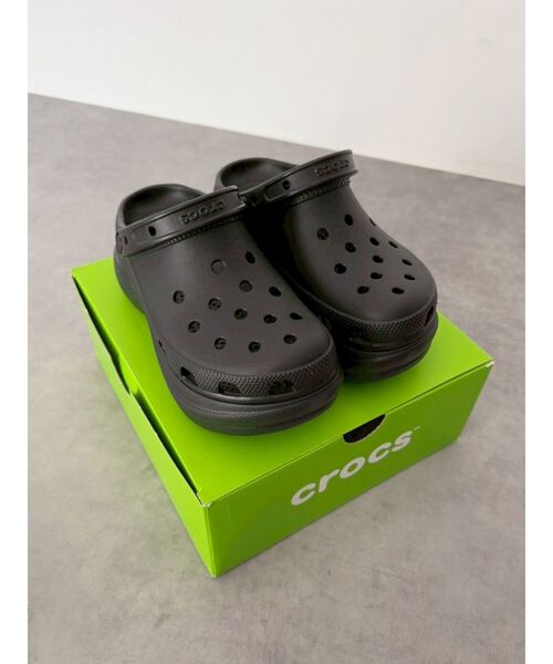 crocs（クロックス）の「【CROCS】WOMENS CROCS CLASSIC（サンダル・レディース・ブラック・23/24）」の3枚目の写真