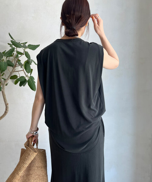 DouDou（ドゥドゥ）の「【セットアップ可】ソフトロゴTEE（Tシャツ/カットソー・レディース・レッド/ブラウン/ブラック・FREE）」の12枚目の写真