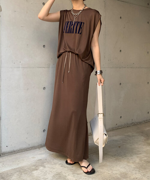 DouDou（ドゥドゥ）の「【セットアップ可】ソフトロゴTEE（Tシャツ/カットソー・レディース・レッド/ブラウン/ブラック・FREE）」の15枚目の写真