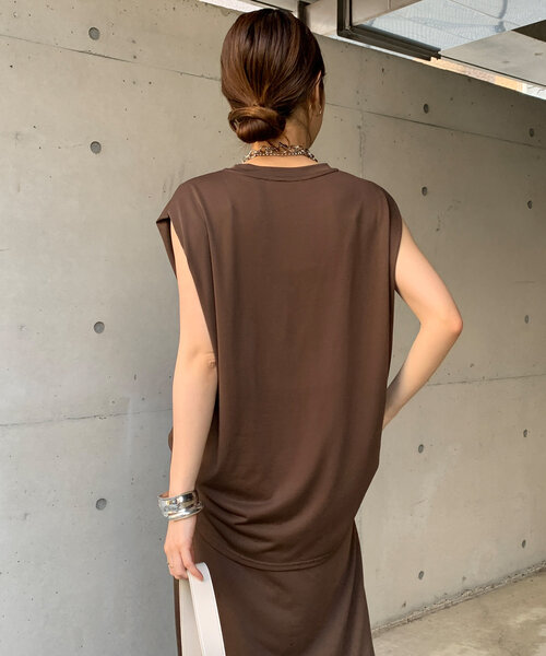 DouDou（ドゥドゥ）の「【セットアップ可】ソフトロゴTEE（Tシャツ/カットソー・レディース・レッド/ブラウン/ブラック・FREE）」の19枚目の写真