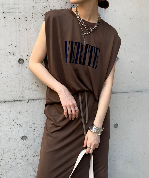 DouDou（ドゥドゥ）の「【セットアップ可】ソフトロゴTEE（Tシャツ/カットソー・レディース・レッド/ブラウン/ブラック・FREE）」の21枚目の写真