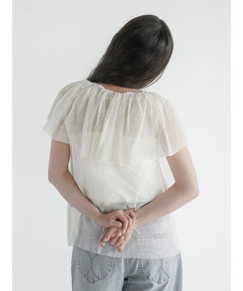 FIKA.(フィーカ)の「Frill sash sheer tank top(シャツ/ブラウス・レディース・ブラック/オフホワイト・MEDIUM)」の16枚目の写真