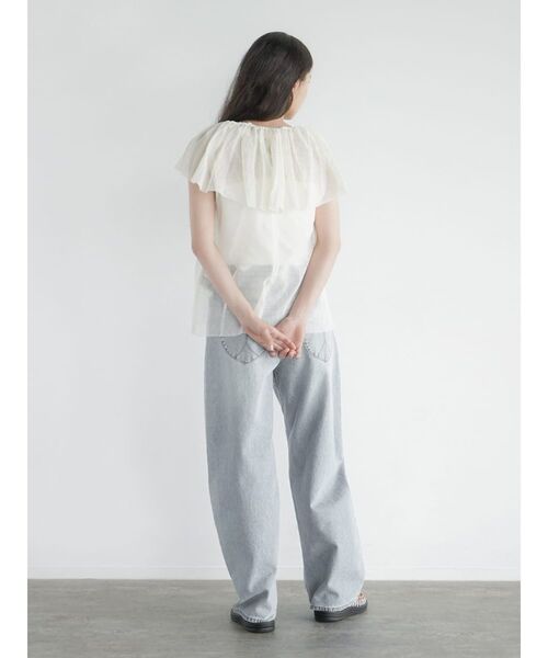 FIKA.(フィーカ)の「Frill sash sheer tank top(シャツ/ブラウス・レディース・ブラック/オフホワイト・MEDIUM)」の8枚目の写真