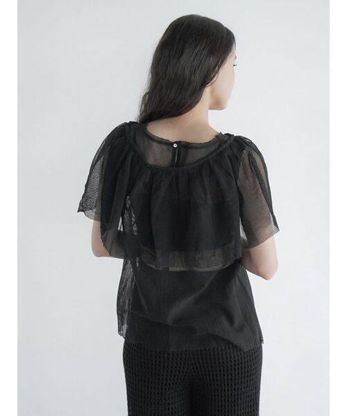 FIKA.(フィーカ)の「Frill sash sheer tank top(シャツ/ブラウス・レディース・ブラック/オフホワイト・MEDIUM)」の12枚目の写真