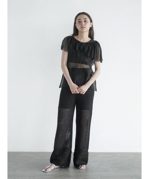 FIKA.(フィーカ)の「Frill sash sheer tank top(シャツ/ブラウス・レディース・ブラック/オフホワイト・MEDIUM)」の3枚目の写真