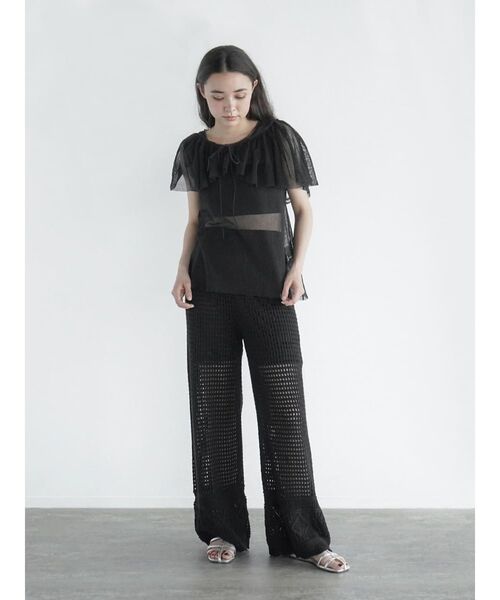 FIKA.(フィーカ)の「Frill sash sheer tank top(シャツ/ブラウス・レディース・ブラック/オフホワイト・MEDIUM)」の6枚目の写真