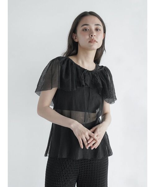 FIKA.(フィーカ)の「Frill sash sheer tank top(シャツ/ブラウス・レディース・ブラック/オフホワイト・MEDIUM)」の1枚目の写真