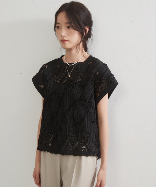 On One's Own(オンワンズオン)の「On One's Own テープ刺繍シアートップ(シャツ/ブラウス・レディース・クリーム/ブラック/ホワイト・FREE)」の14枚目の写真