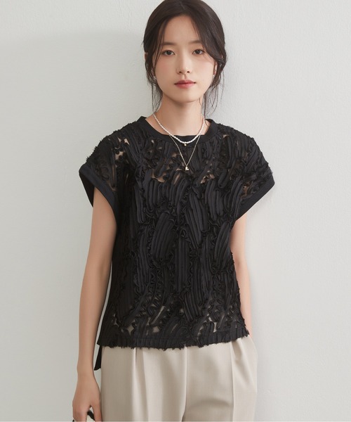 On One's Own(オンワンズオン)の「On One's Own テープ刺繍シアートップ(シャツ/ブラウス・レディース・クリーム/ブラック/ホワイト・FREE)」の18枚目の写真