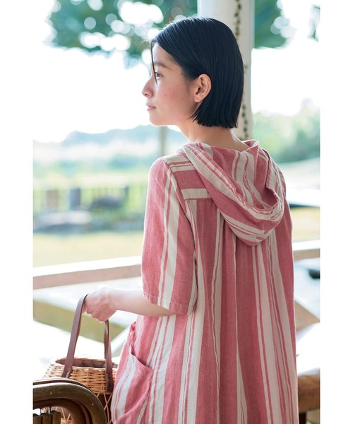 Sunny clouds(サニークラウズ)の「サニークラウズ パーカーになりたかったチュニック〈レディース〉(チュニック・レディース・イエロー/レッド/ライトブルー・LL/3L/M/L/MP)」の13枚目の写真