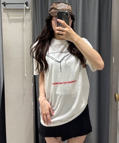 THROW by SLY（スローバイスライ）の「THROW MAYU KAKIHATA LOOSE T/SH 半袖 夏服 Tシャツ（Tシャツ/カットソー・レディース・ピンク/ライトブラック/オフホワイト・FREE）」の13枚目の写真