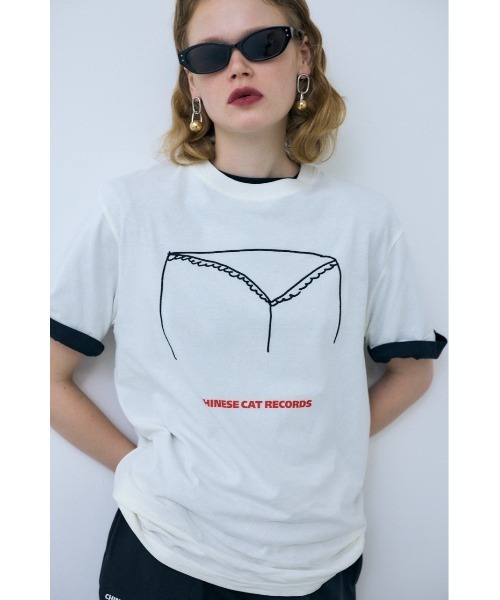 THROW by SLY（スローバイスライ）の「THROW MAYU KAKIHATA LOOSE T/SH 半袖 夏服 Tシャツ（Tシャツ/カットソー・レディース・ピンク/ライトブラック/オフホワイト・FREE）」の10枚目の写真