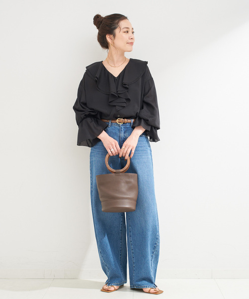 B.C STOCK(ベーセーストック)の「ウォッシャブル / R/NYラッフルフリルブラウス(シャツ/ブラウス・レディース・ブラック/ベージュ/ホワイト・FREE)」の5枚目の写真