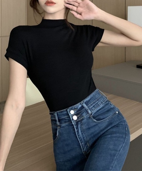 maison de LATIR(メゾンドラティール)の「レイヤードスタイルが決まる半袖トップス 2枚セット(Tシャツ/カットソー・レディース・ブラック×ホワイト/ブラック×ブラック/ブラウン・FREE)」の5枚目の写真