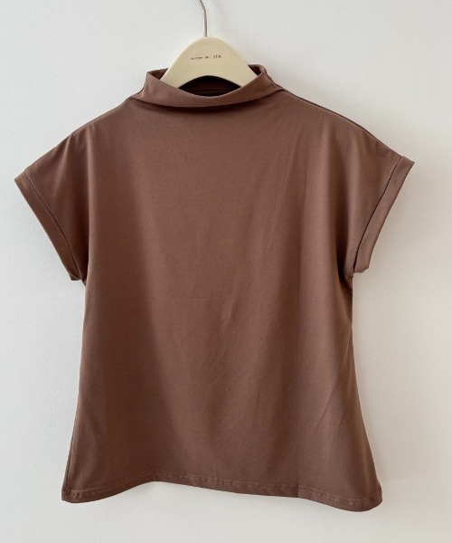 maison de LATIR(メゾンドラティール)の「レイヤードスタイルが決まる半袖トップス 2枚セット(Tシャツ/カットソー・レディース・ブラック×ホワイト/ブラック×ブラック/ブラウン・FREE)」の15枚目の写真