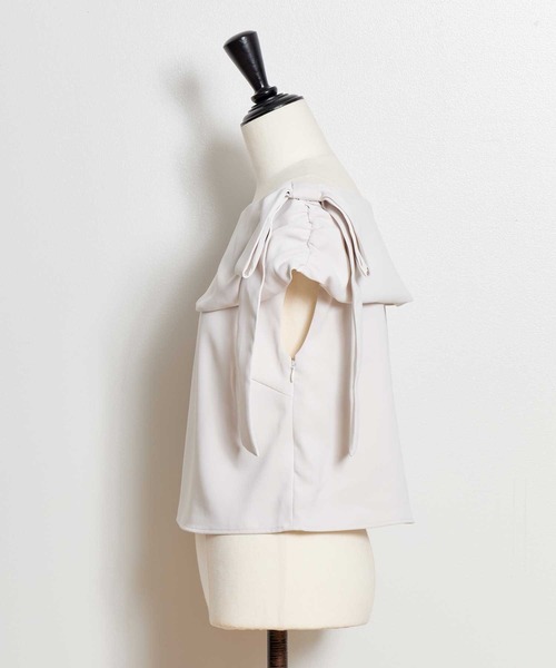 NOELA(ノエラ)の「ボートネックリボンブラウス(シャツ/ブラウス・レディース・オフホワイト/ネイビー/ブラック・フリー)」の22枚目の写真