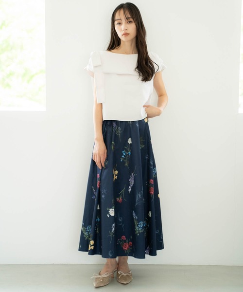 NOELA(ノエラ)の「ボートネックリボンブラウス(シャツ/ブラウス・レディース・オフホワイト/ネイビー/ブラック・フリー)」の16枚目の写真