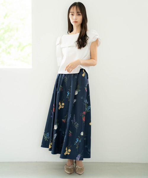 NOELA(ノエラ)の「ボートネックリボンブラウス(シャツ/ブラウス・レディース・オフホワイト/ネイビー/ブラック・フリー)」の17枚目の写真