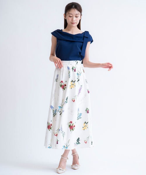 NOELA(ノエラ)の「ボートネックリボンブラウス(シャツ/ブラウス・レディース・オフホワイト/ネイビー/ブラック・フリー)」の9枚目の写真