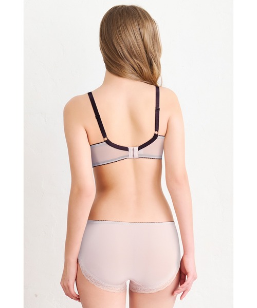 WACOAL（ワコール）の「「リボンブラ 脇すっきり」　ショーツ（ショーツ・レディース・スモークピンク/アイボリー/サックスブルー/グレイッシュベージュ/グレイッシュブルー/パープル/ネイビー/ピンク・L/M）」の9枚目の写真