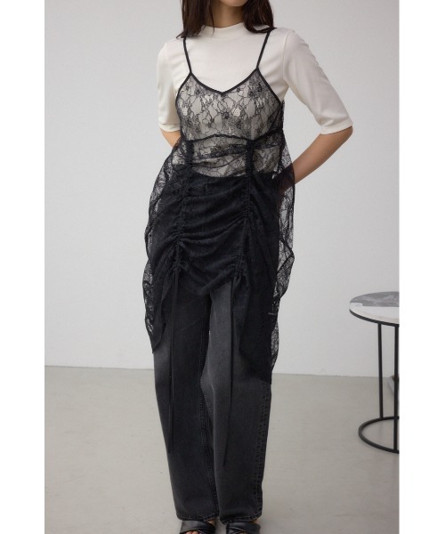 AZUL by moussy（アズールバイマウジー）の「インナーSET ドロストレースキャミソールトップス（キャミソール・レディース・ブラック/オフホワイト・FREE）」の2枚目の写真