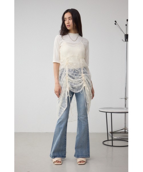 AZUL by moussy（アズールバイマウジー）の「インナーSET ドロストレースキャミソールトップス（キャミソール・レディース・ブラック/オフホワイト・FREE）」の4枚目の写真