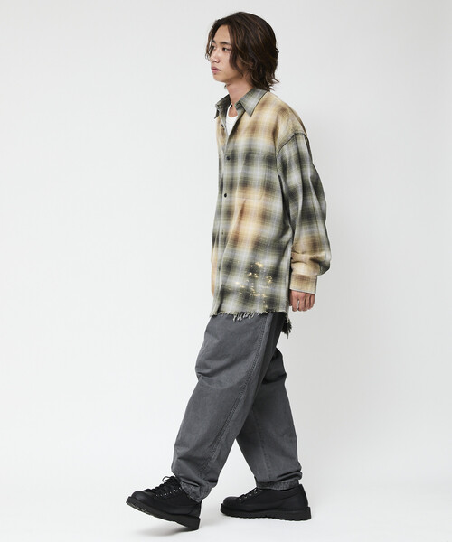 FREAK'S STORE(フリークスストア)の「限定展開 Relax Fit リラックスフィット ブリーチ加工 オンブレチェック ネルシャツ(シャツ/ブラウス・メンズ・ホワイト/ブラウン/ブラック/オリーブ/ブルー・SMALL/MEDIUM/LARGE)」の18枚目の写真