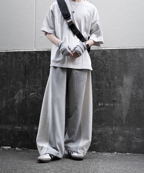 RUUBON（ルーボン）の「【RUUBON】heavy weight panelled sweat pants / ヘビーウェイトパネルドスウェットパンツ（その他パンツ・メンズ・ブラック/グレー・S/M/L）」の15枚目の写真