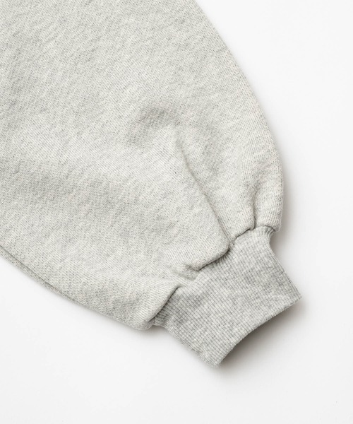 INTER FACTORY（インターファクトリー）の「MUELLIE MEW  - プリントジップフーディー -（パーカー・レディース・グレー/ピンク・X-SMALL/MEDIUM）」の3枚目の写真