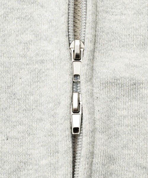 INTER FACTORY（インターファクトリー）の「MUELLIE MEW  - プリントジップフーディー -（パーカー・レディース・グレー/ピンク・X-SMALL/MEDIUM）」の7枚目の写真