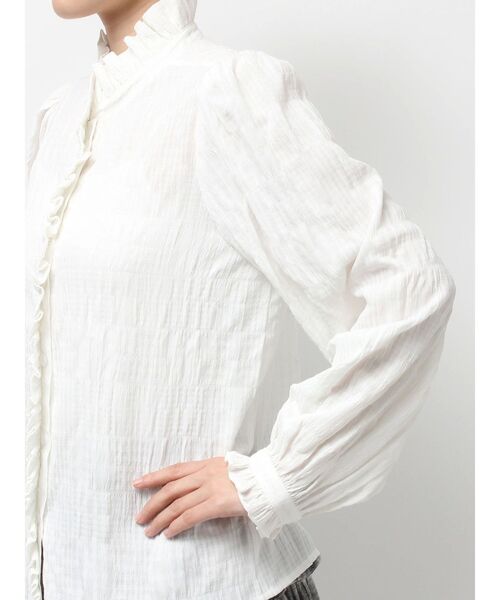 merry jenny（メリージェニー）の「frill neckブラウス（シャツ/ブラウス・レディース・オフホワイト/グレー・FREE）」の5枚目の写真