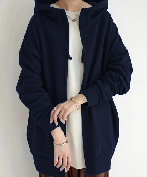 cammie(キャミー)の「ハイネックロング丈パーカー(パーカー・レディース・ベージュ/ネイビー/ブラック/グレー・M/L)」の8枚目の写真