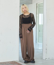 ハイウエスト　サス付きワイドパンツ