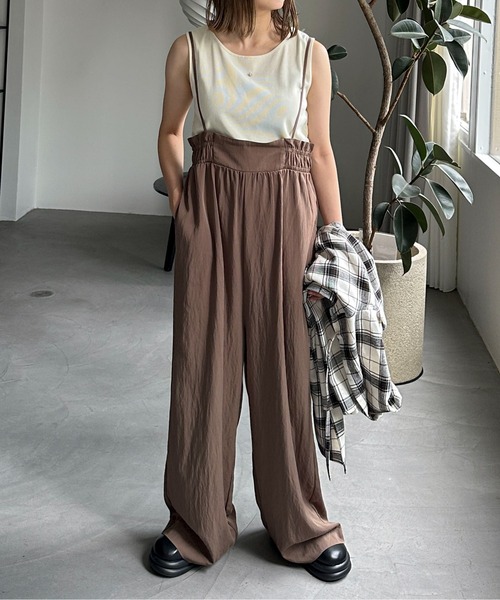 PILIT(ピリット)の「ハイウエスト ボリュームサロペット(サロペット/オーバーオール・レディース・ブラック/ブラウン・MEDIUM)」の6枚目の写真