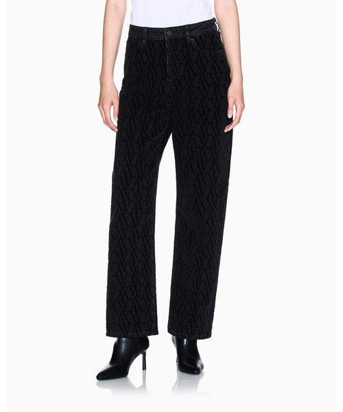 ARMANI EXCHANGE(アルマーニエクスチェンジ)の「【A|X アルマーニ エクスチェンジ】オールオーバージャカードロゴ デニムパンツ_J38 RELAXED(デニムパンツ・レディース・ブラック・24inch/25inch/26inch/28inch/29inch/27inch)」の8枚目の写真