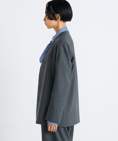 EDITION（エディション）の「■Super140's トロピカルウール ノーカラージャケット（ノーカラージャケット・レディース・チャコールグレー/ブラック・36/34）」の5枚目の写真