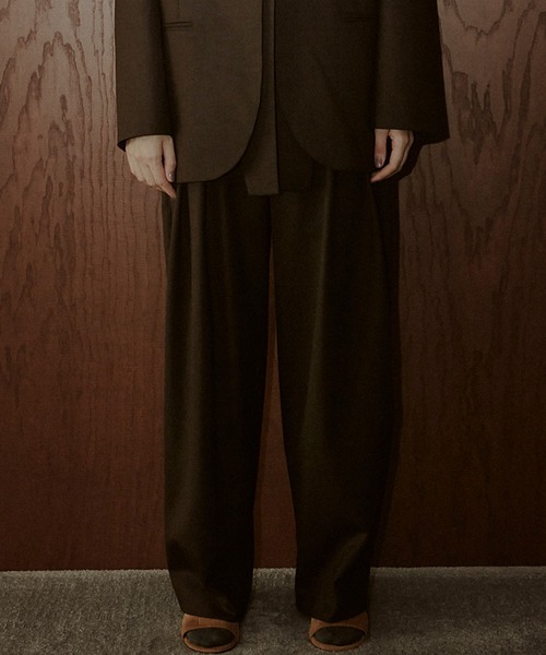 LE CIEL BLEU（ルシェルブルー）の「テーパードレッグトラウザー / Tapered Leg Trousers（その他パンツ・レディース・チャコールグレー/ブラウン・38/36/34）」の9枚目の写真