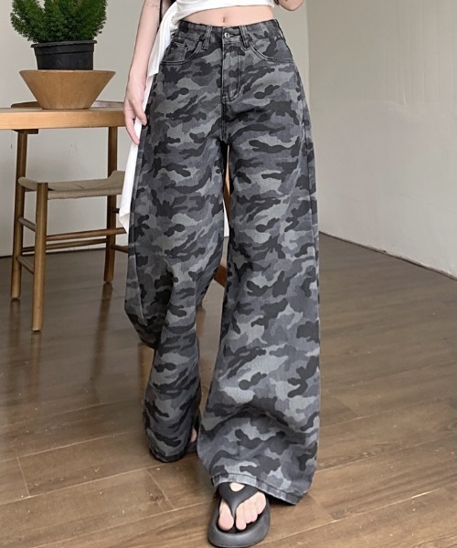 yuue' ( wear )(ユーイ)の「カモフラバギーワイドパンツ(その他パンツ・レディース・グレー・L/M/S)」の14枚目の写真